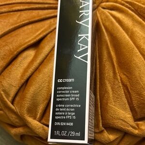 Mary Kay CC Cream with SPF 15 Protection